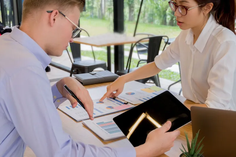 Wat uw concurrent u leert: benchmarking als strategisch kompas voor Eindhovense ondernemers